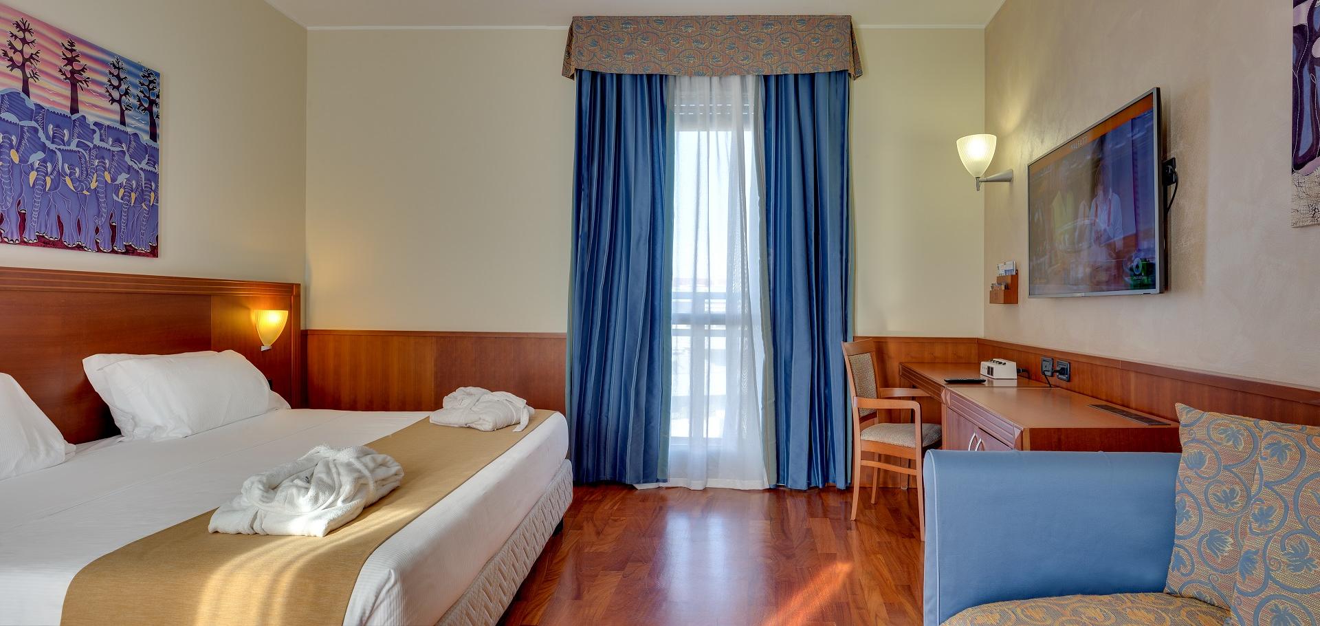 In Milan you will feel right at home at our hotel Hotel Raffaello In Milan you will feel right at home at our hotel Hotel Raffaello