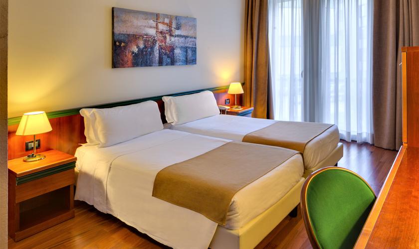 Twin Room Raffaello Hotel Milan Twin Room Raffaello Hotel Milan
