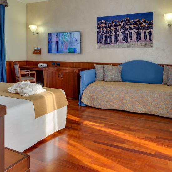 Family Room Raffaello Hotel Milan Family Room Raffaello Hotel Milan