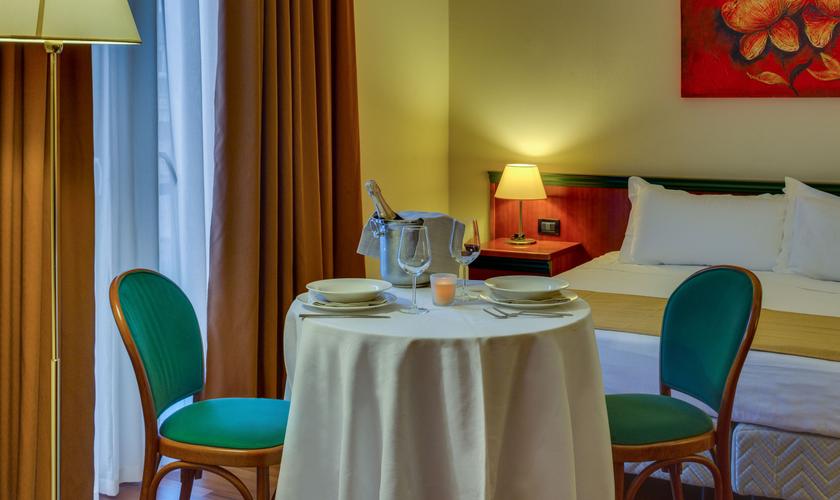 Junior Suite Raffaello Hotel Milan Junior Suite Raffaello Hotel Milan
